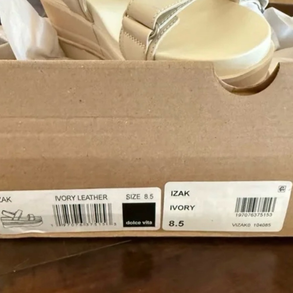 Dolce Vita ivory IZAK platform sandal new- no box - Picture 3 of 6